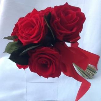 Buquê de noiva rosas vermelhas preservadas pequeno – Flor de Cór – Flores  Naturais Preservadas