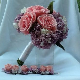 Buquê de noiva flores preservadas rosas cor de rosa e Hortênsia lilás –  Flor de Cór – Flores Naturais Preservadas