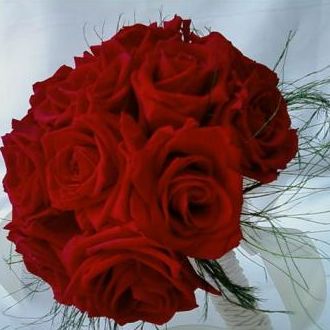 Buquê de noiva clássico rosas vermelhas premium preservadas – Flor de Cór –  Flores Naturais Preservadas
