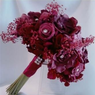 Buque flores preservadas marsala em gardênias e rosas e mosquitinho – Flor  de Cór – Flores Naturais Preservadas