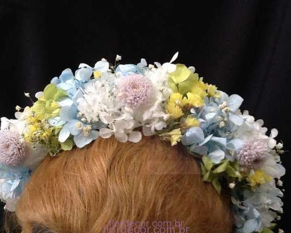 flor+de+cor+tiara-arquinho-multicolorido-de-flores-naturais-preservadas+arquinho-multicolorido-para-daminha