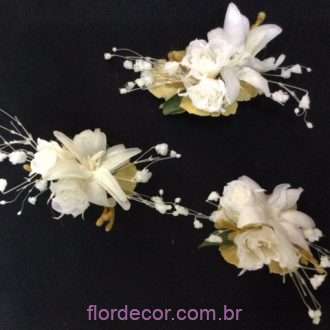 presilhas com flores naturais preservadas