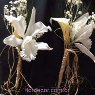 mini bouquet catleya e calla preservadas
